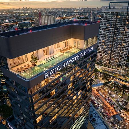 Hotel The Quarter Ratchayothin By Uhg Bangkok Exterior foto